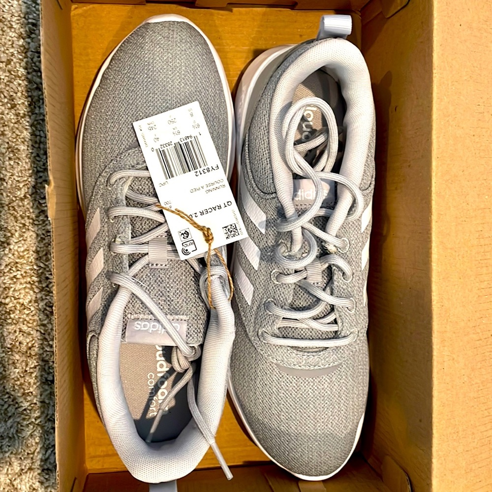 Adidas Women's QT Racer 2.0 Shoe